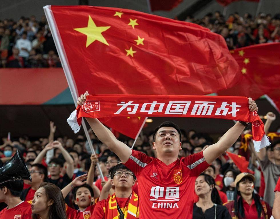 英超-双方屡失破门良机 阿森纳主场战平利物浦