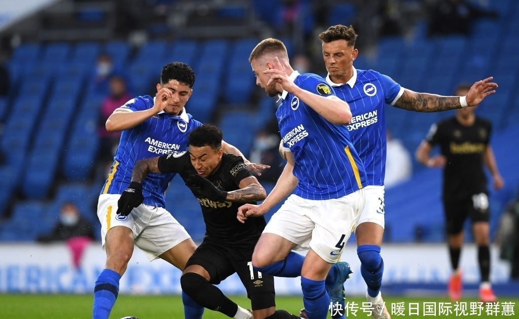 篮球勇士球星连续三场贡献双双（勇士球星连续三战砍下双双）