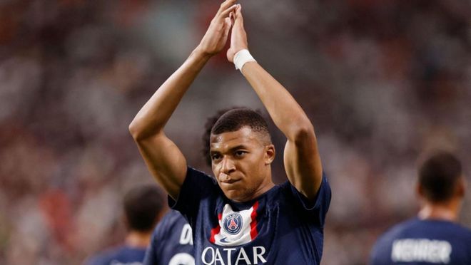 官方：弟媳之子伊萨戈与切尔西签下首份职业合同（切尔西官宣：蒂亚戈·席尔瓦之子伊萨戈签下首份职业合同）