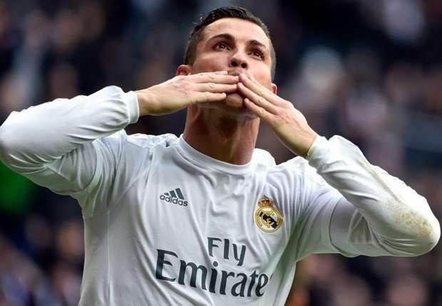 半场战报：乌迪内斯0-1热那亚，马利诺夫斯基点射（半场比分：热那亚1-0领先乌迪内斯，马利诺夫斯基点球命中）