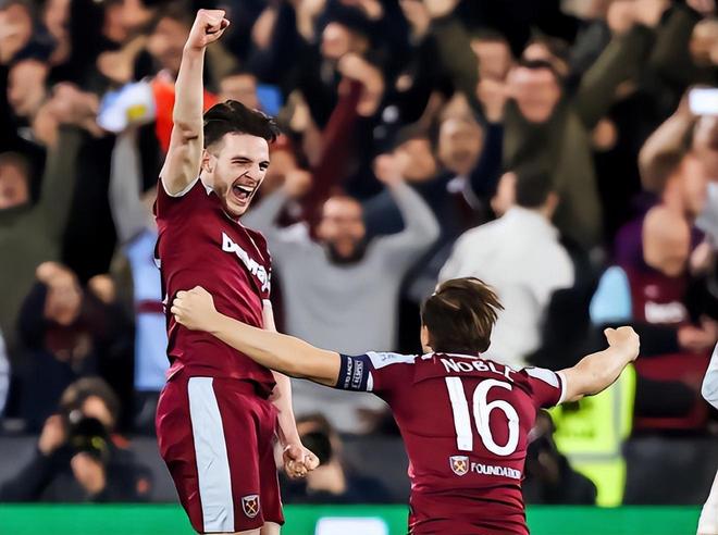 詹俊：德国缺乏顶级中卫压阵；荷兰世界杯进四强难（詹俊：德国缺少顶尖中卫镇守，荷兰晋级世界杯四强难度大）